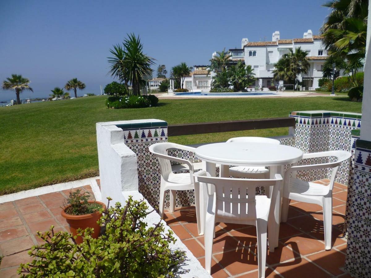 Apartamento Playa De La Lucera La Cala De Mijas Luaran gambar